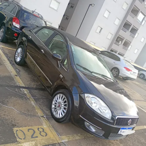 Fiat Linea Absolute 1.9/1.8 Flex Dualogic 4P 2014