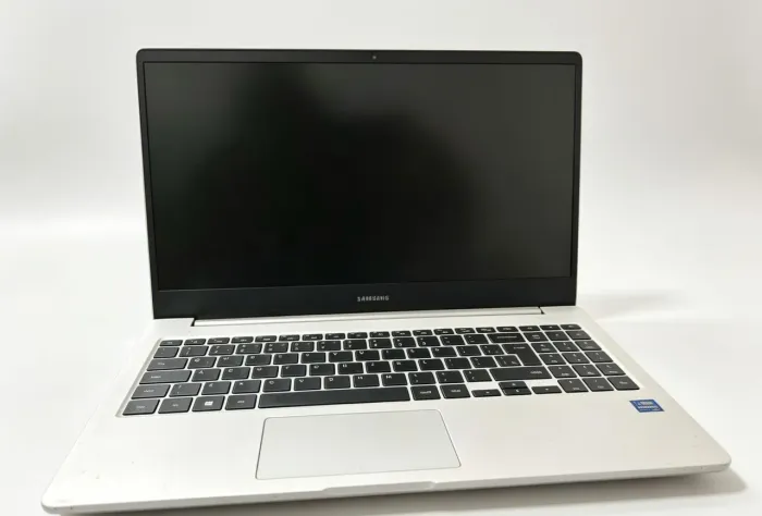 Notebook Samsung Book E20 