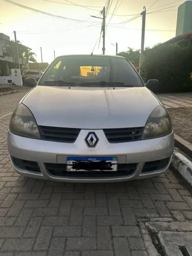 Renault Clio Hi-flex 1.0 16V 3P 2011