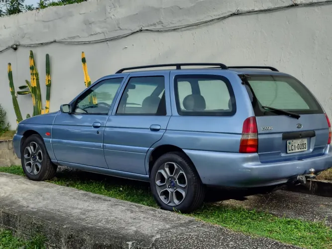 Ford Escort S.W GL 1.8i 16V 1998