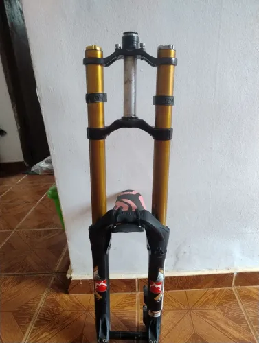 Suspensão marzocchi 888 cr 2014