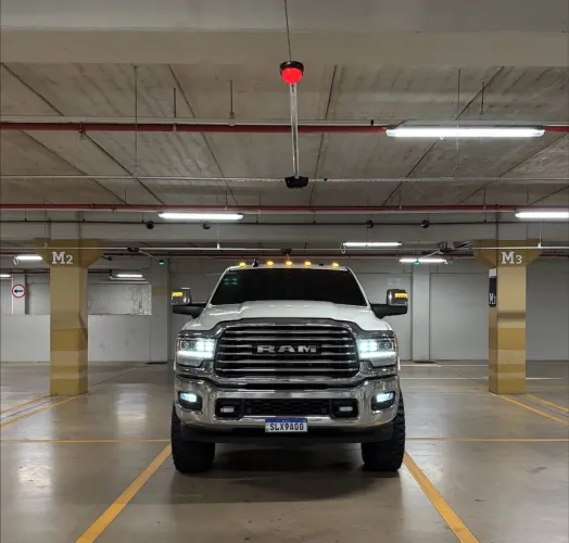 Ram 3500 Limited Longhorn 6.7 TB CD Diesel 2023
