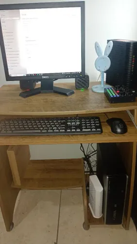 COMPUTADOR COMPLETO MAIS MESA DE LIVE COM CAIXAS
