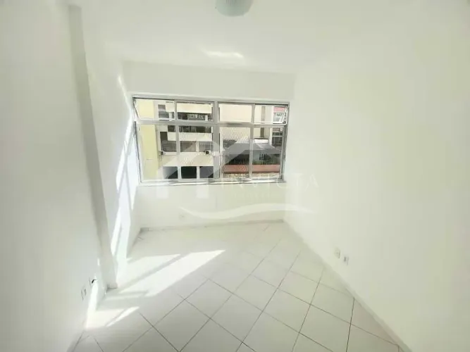 Oportunidade de investimento: quarto e sala em Ipanema!