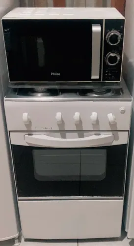 Kit Fogão + microondas 600,00 forneço garantia de funcionamento
