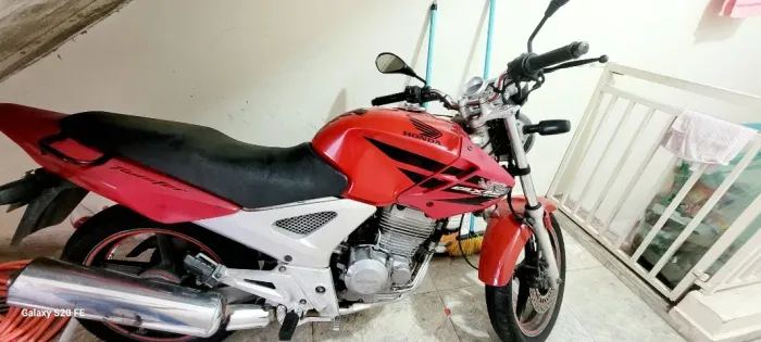 CBX 250 TWITTER 