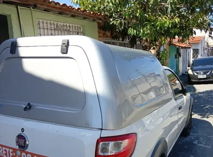 Capota de fibra para Strada.