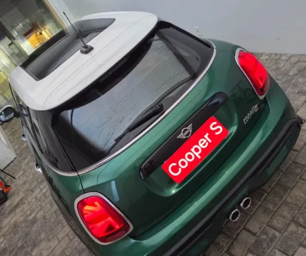 Mini Cooper S 2.0 Turbo 16V 5P Aut. 2024