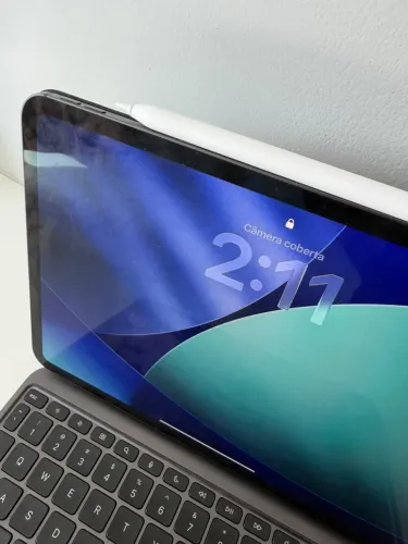 iPad Pro M5 10.5 com teclado e Apple pen pro