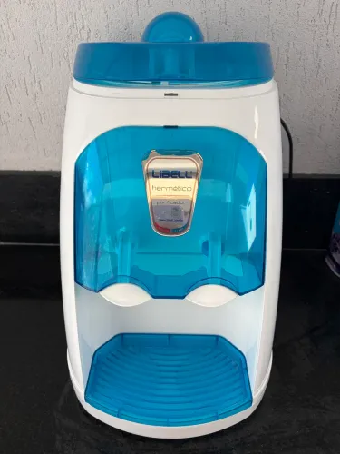 Bebedouro purificador de água fria e natural Libell