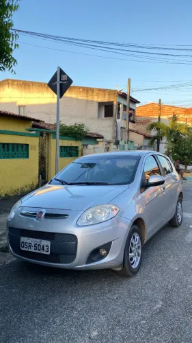 Fiat Palio Attractive 1.0 EVO Fire Flex 8V 5P 2013