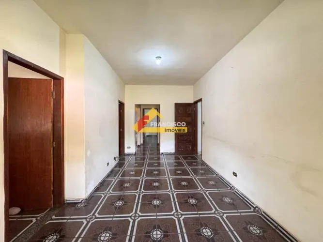 Casa para aluguel, 3 quartos, 1 suíte, 2 vagas, São Sebastião - Divinópolis/MG
