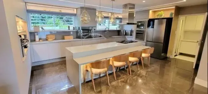 Casa para alugar na Rua Amâncio Pereira, Jardim Guanabara, Rio de Janeiro - RJ