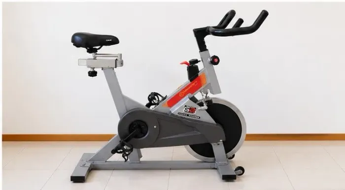 Bicicleta Ergométrica Spinning Movement Cinza 