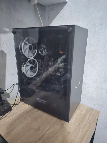 PC GAMER 32GB RAM, 1T SSD, RYZEN 7