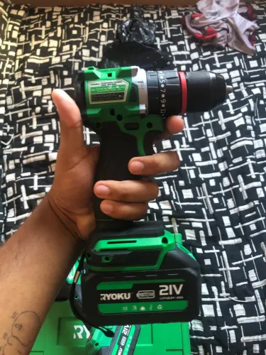 Kit parafusadeira e lixadeira a bateria ryoku
