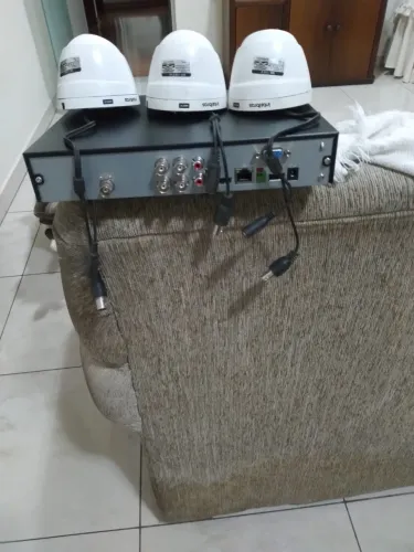 1 DVR Intelbras 4 Canais Modelo 1104