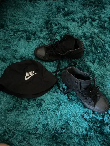 All star e chapéu Nike 