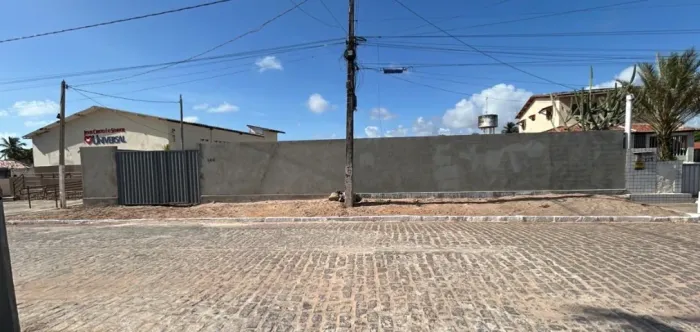 VENDE-SE OU TROCA-SE TERRENO NA PRAIA DE MURIÚ/RN  2100 m²