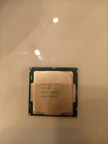 Processador Intel Core i3 (7100) 7ª geração, 3,9 GHz + Cooler Intel