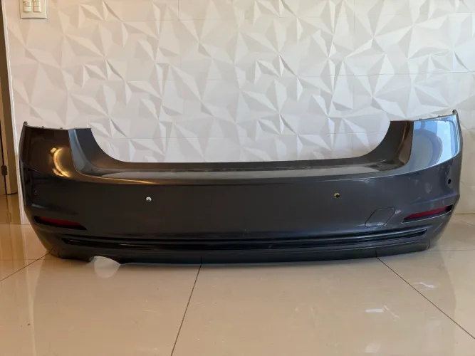 Pára-choque BMW 320i traseiro ORIGINAL 