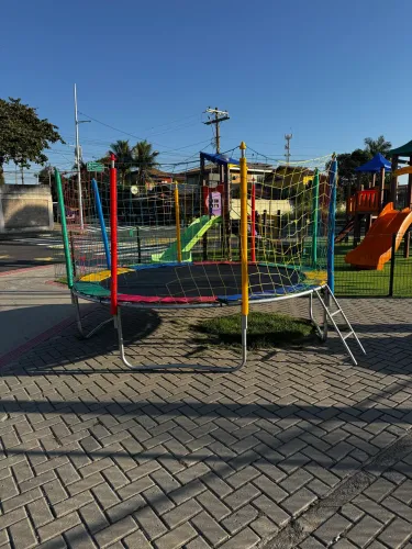 Vendo pula pula 3,05 de diâmetro