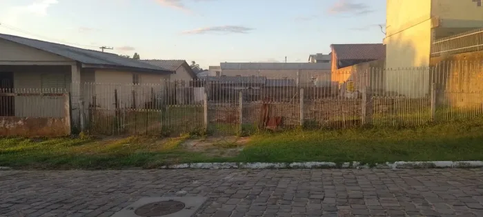 Terreno Limpo (13x24), pronto pra CONSTRUÇÃO.