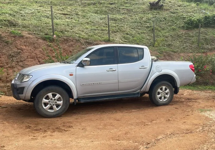 Mitsubishi L200 Triton HPE 3.2 CD TB Int.diesel AUT 2012