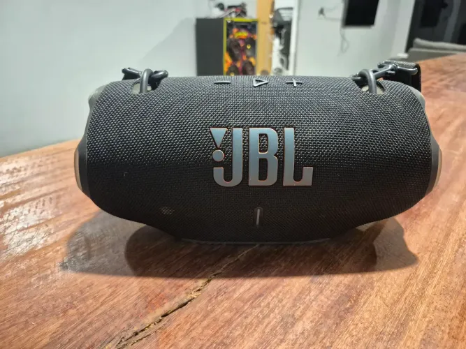 Caixa de som JBL xtreme 4 original 