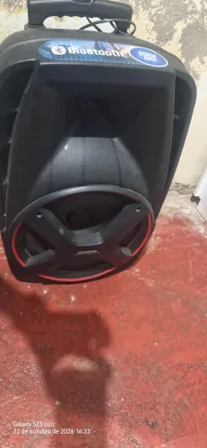 Vendo caixa de som mundial 550 rms