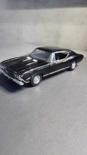 Carro Chevrolet Chevelle SS - 1/24