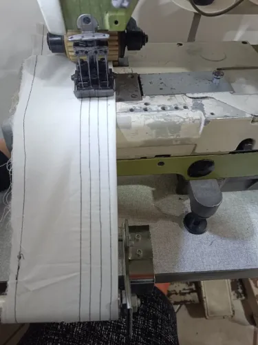 Máquina de Costura Catraca RIMOLDI 4 Agulhas com Esticador
