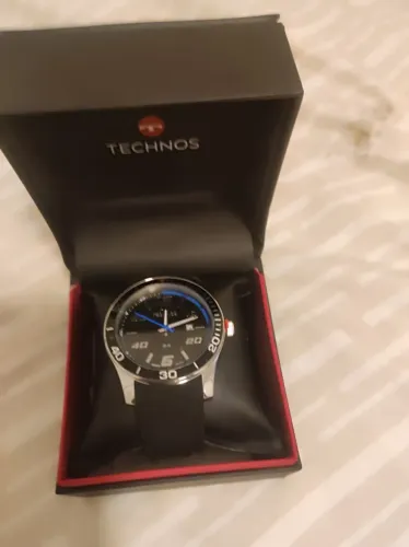 Vendo relógio nunca usado na caixa
