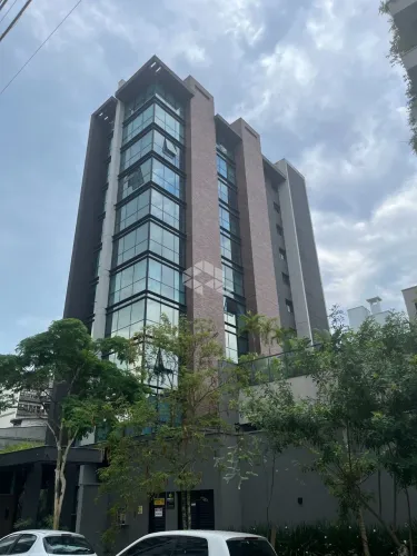 Apartamento mobiliado com 4 suites e 202,05 m² por R$ 3.300.00,00