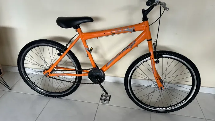 Bicicleta Aro 26 Laranja - Conservada e Pronta para Uso