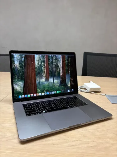 MacBook Pro 2019 (aceito troca em pc gamer)