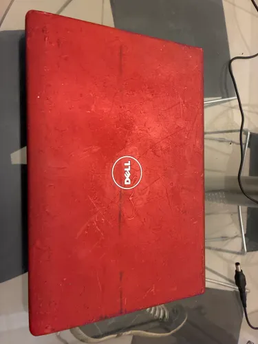Vendo notebook Dell P03g