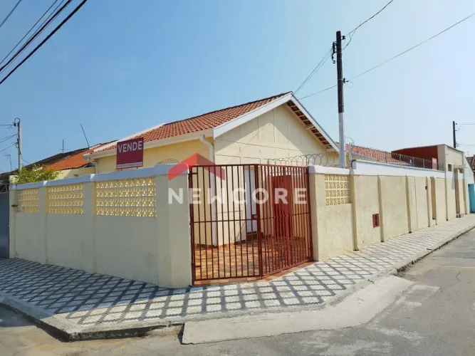 Sala comercial em Rua Voluntário Penna Ramos - Centro - Taubaté/SP