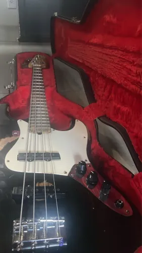 JAZZ BASS 4c / OBP1