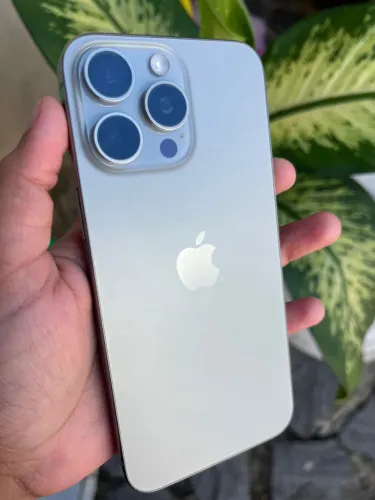 iPhone 15 Pro Max titânio 256gb TODO ORIGINAL !!