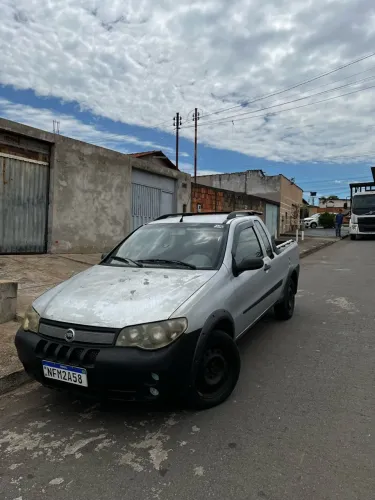 Fiat Strada Trekking 1.8 MPI Flex 8V CE 2005