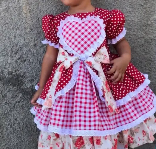 Vestido caipira / Vendo ou alugo 