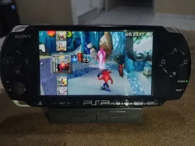 Troco ou vendo, 3 portáteis usados + acessórios e jogos.