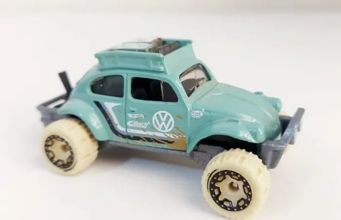 Hot Wheels Volkswagen Baja Bug Fusca Verde | Mud Studs 2022 Hcx74