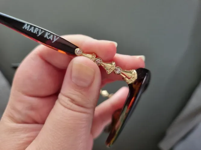 Óculos de sol mary kay