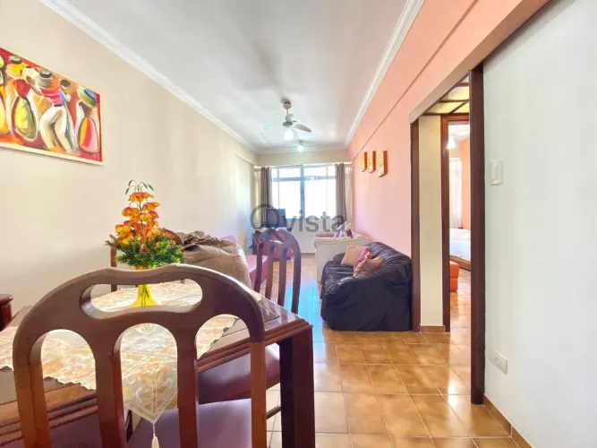 Apartamento para Locação Anual na Pitangueiras no Guarujá / QVista Inteligência Imobiliári