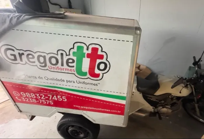 Moto baú / Honda CG Cargo 160 Triciclo de Carga