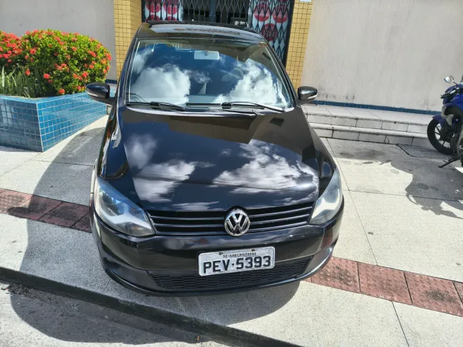 Volkswagen Fox 1.0 MI Total Flex 8V 5P 2012