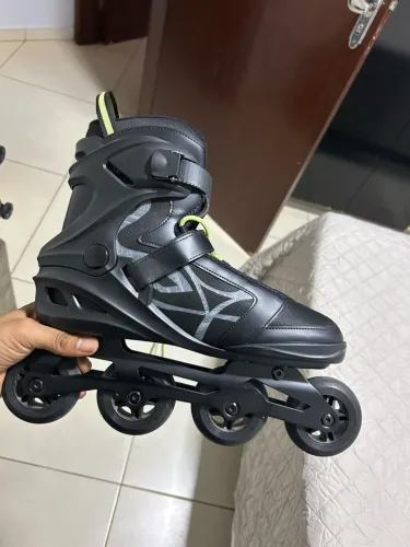 Patins tamanho 42