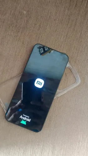 vendo Xaomi 15 C 256gb 600 pra ir embora rápido telefone zero